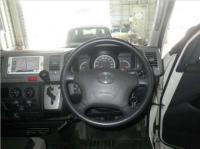 TOYOTA HIACE VAN 2012