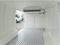 TOYOTA HIACE VAN 2011