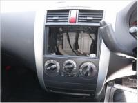 MITSUBISHI COLT 2011