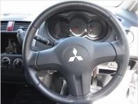 MITSUBISHI COLT 2011