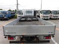 NISSAN ATLAS TRUCK 2011