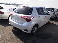 TOYOTA VITZ 2018