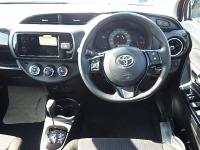 TOYOTA VITZ 2018