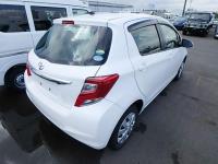 TOYOTA VITZ 2016
