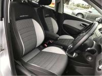 VOLKSWAGEN POLO 2012