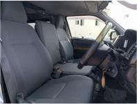 TOYOTA HIACE VAN 2009