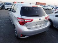 TOYOTA VITZ 2017