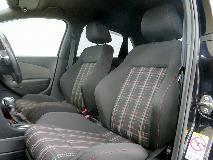 VOLKSWAGEN POLO 2011