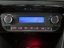 VOLKSWAGEN POLO 2011