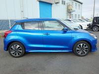SUZUKI Swift 2017