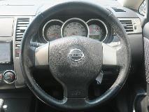 NISSAN TIIDA 2012