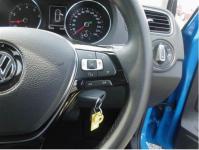VOLKSWAGEN POLO 2015