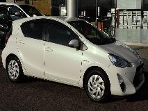 TOYOTA AQUA 2016