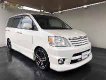 TOYOTA NOAH 2003