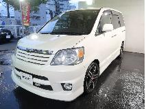 TOYOTA NOAH 2003
