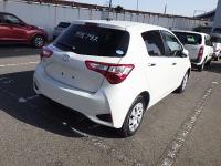 TOYOTA VITZ 2018