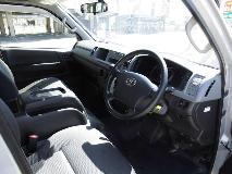 TOYOTA HIACE COMMUTER 2012
