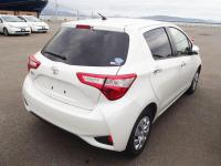 TOYOTA VITZ 2018