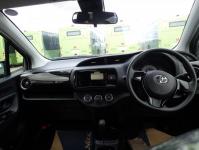 TOYOTA VITZ 2018