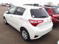 TOYOTA VITZ 2018