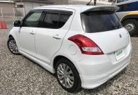 SUZUKI Swift 2013