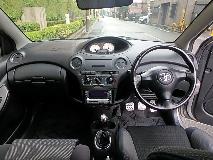 TOYOTA VITZ 2003