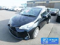 TOYOTA VITZ 2017