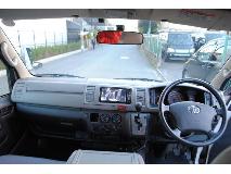 TOYOTA HIACE VAN 2009