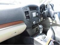 MITSUBISHI PAJERO 2011