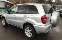 TOYOTA RAV4 2004