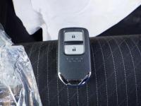 HONDA FIT HYBRID 2019