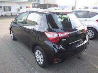 TOYOTA VITZ 2018