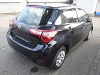 TOYOTA VITZ 2018