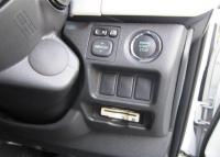 TOYOTA HIACE VAN 2017