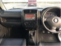 SUZUKI JIMNY 2011
