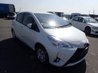 TOYOTA VITZ 2019
