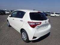 TOYOTA VITZ 2019