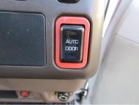 MITSUBISHI ROSA BUS 2001