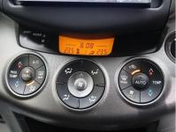 TOYOTA VANGUARD 2012