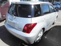 TOYOTA IST 2004