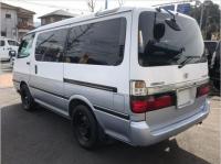 TOYOTA HIACE 2002