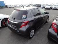 TOYOTA VITZ 2016