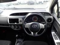 TOYOTA VITZ 2016