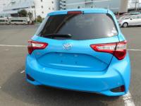 TOYOTA VITZ 2018
