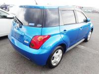 TOYOTA IST 2002