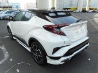 TOYOTA C-HR 2018