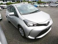 TOYOTA VITZ 2017
