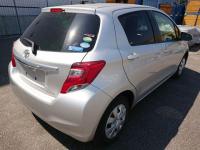 TOYOTA VITZ 2016