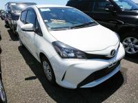 TOYOTA VITZ 2016