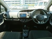 TOYOTA VITZ 2016